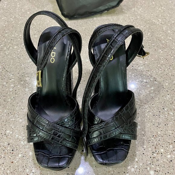 Aldo Platform Womens Sandal wide thick heel. - Picture 2 of 7